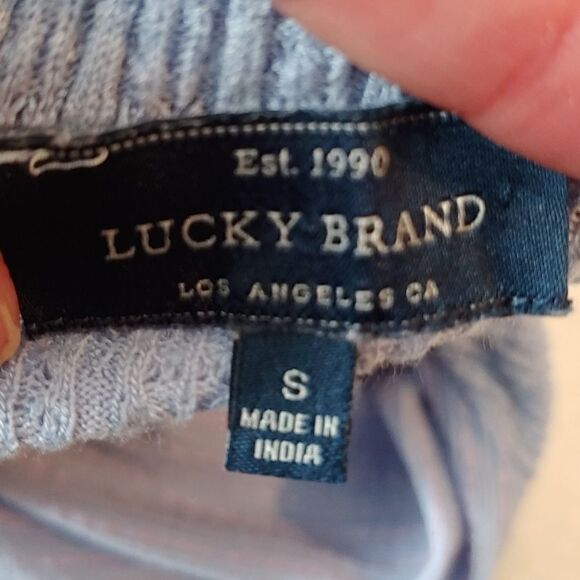 Lucky Brand 3/4 sleeve top in periwinkle small - Picture 6 of 11